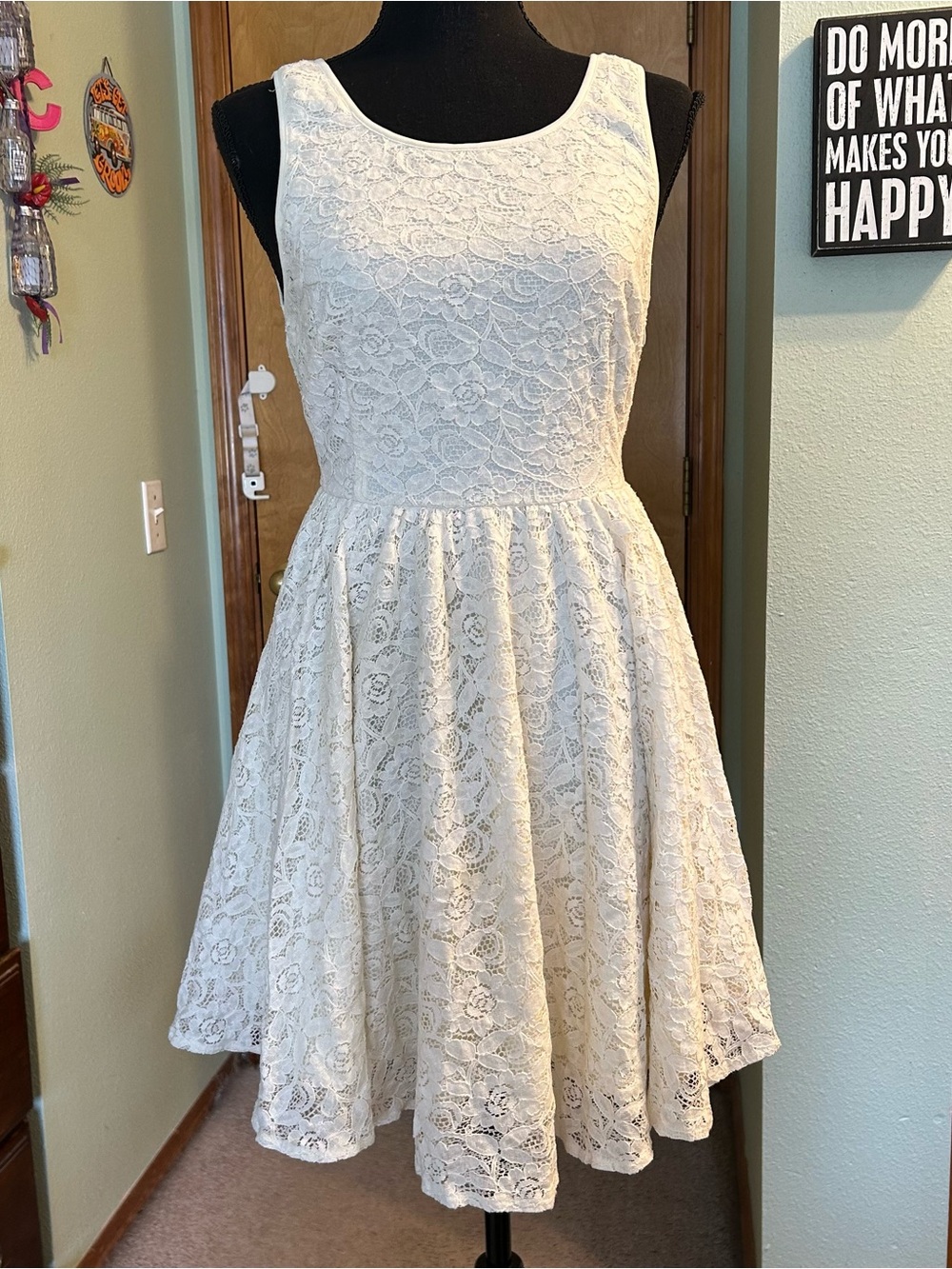 Pins and Needles white floral lace sleeveless mini dress open back size 0 summer